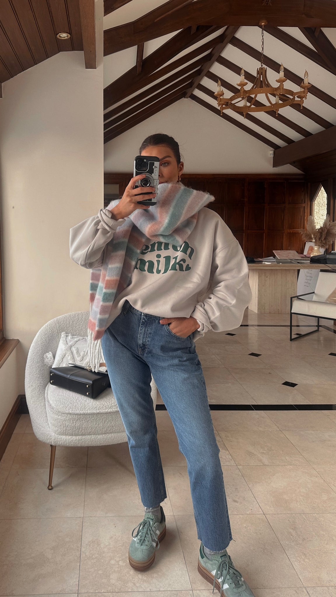 Bubble Logo Sweatshirt in Neutral