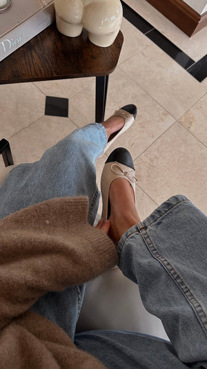 Ballet flats in Neutral