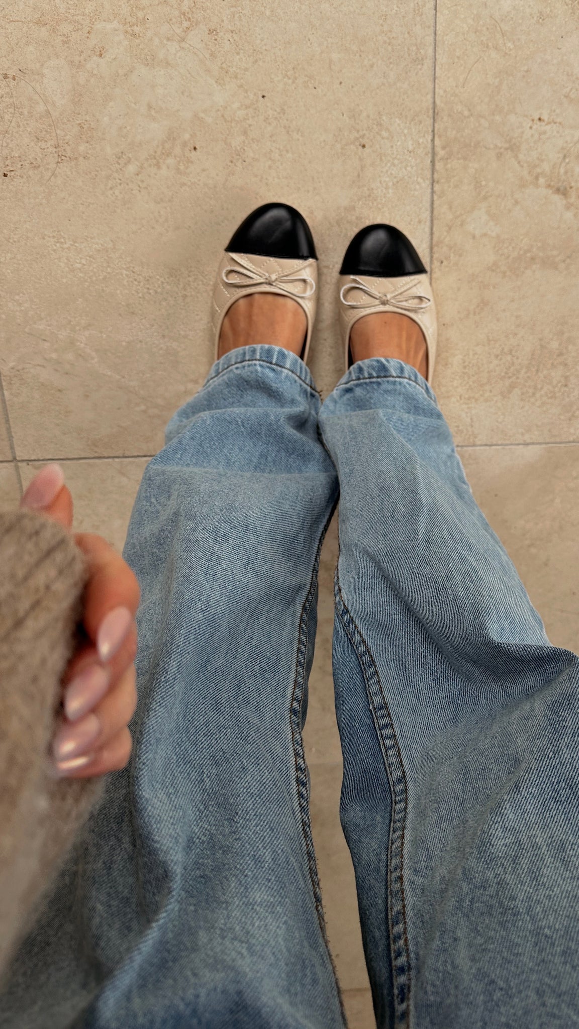 Ballet flats in Neutral