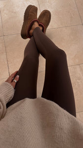 Ultimate Leggings in Brown