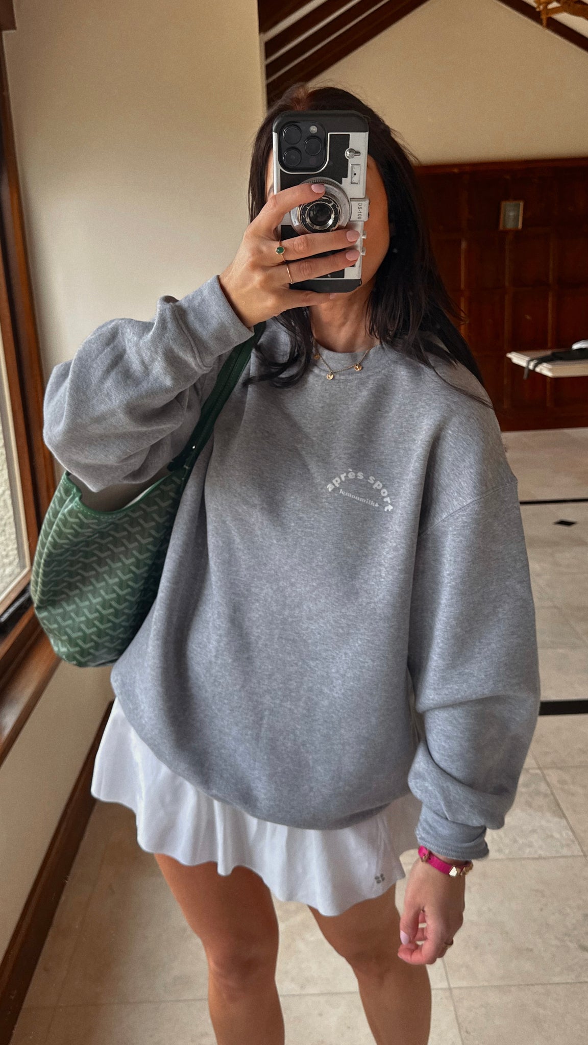 Apres Sport  Sweatshirt in Grey