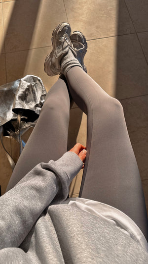 Ultimate Leggings in Charcoal